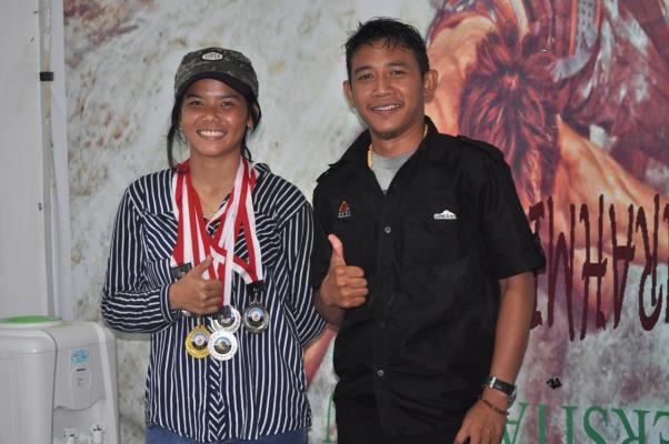 Atlit Panjat Tebing Meranti Rebut 1 Emas dan 4 Perak di Kejurda Riau