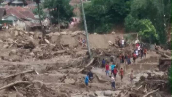 Banjir Bandang di Cisalak Jabar, 5 Tewas 388 Jiwa Mengungsi