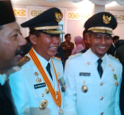 Firdaus-Ayat Kembali Berkantor, Langsung Gelar Rapat Tertutup, Wartawan Dilarang Masuk