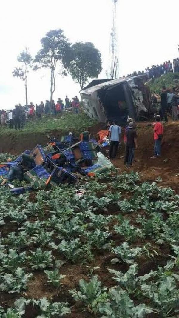 Kemenhub Sesalkan Polisi Masih Terbitkan STNK Bagi Bus Ilegal