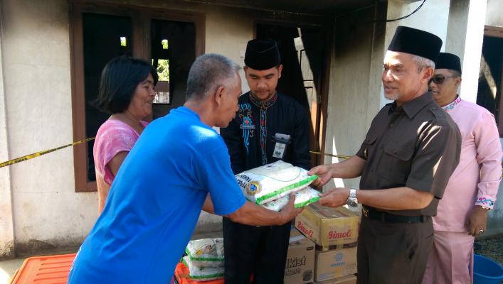 Wabup Said Hasyim Beri Bantuan Korban Kebakaran