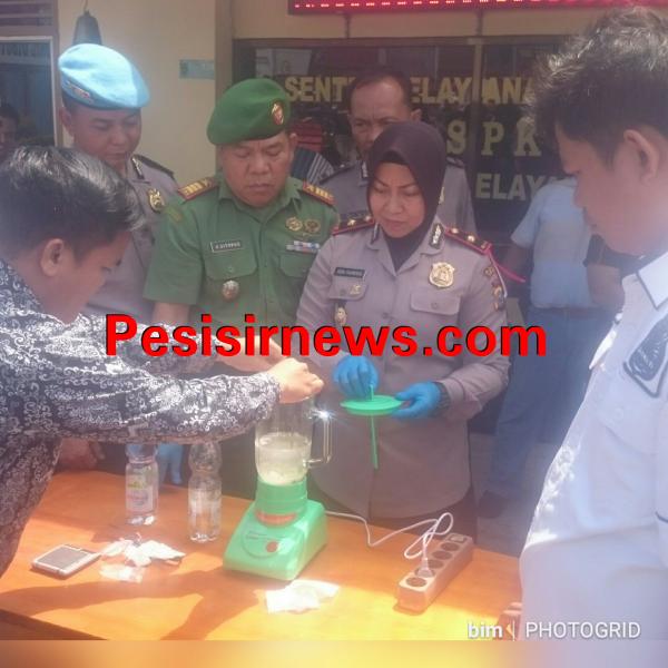 Kapolsek Bagan Sinembah Musnahkan Barang Bukti Narkoba dari 2 Tersangka 
