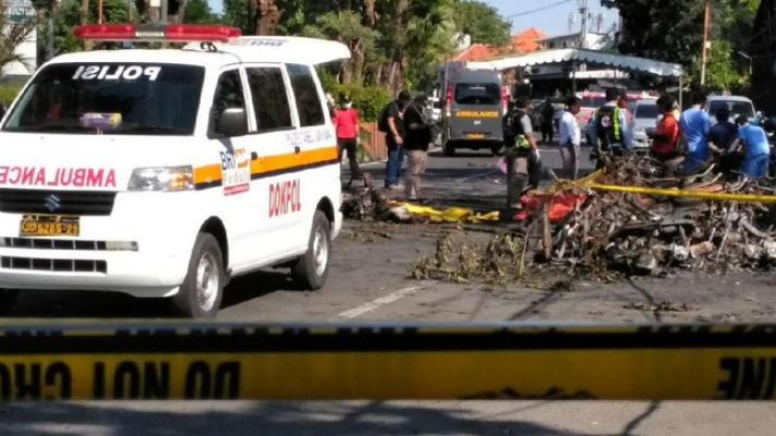 Teror Bom 3 Gereja di Surabaya Jadi Sorotan Dunia