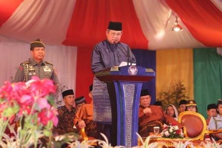  Analisis: Peran Agama Masih Seremonial