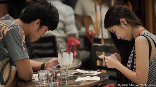 Berjuang Melawan Kecanduan Smartphone