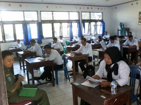 103 Calon Anggota Panwascam Siak Ikuti Ujian Tertulis