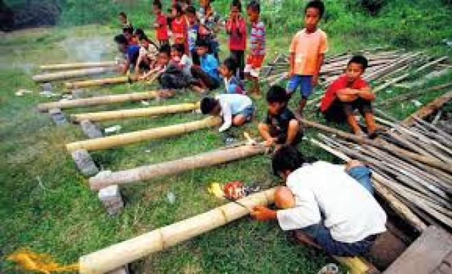Jelang Ramadhan, Bambu Mulai Diincar Anak Meranti