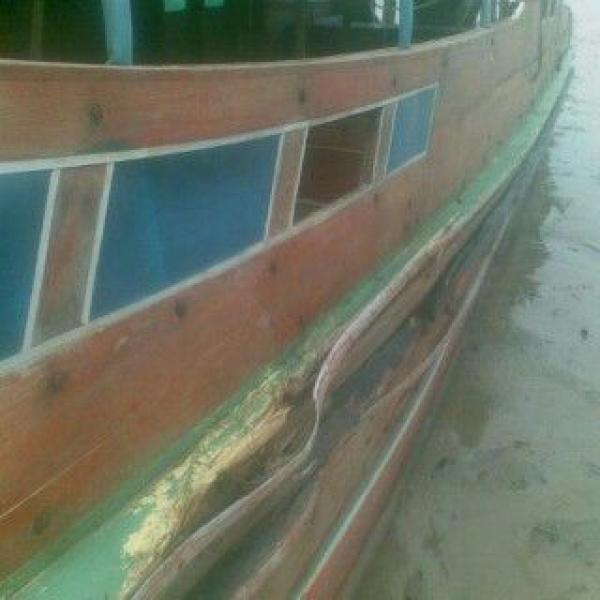 Speed Boat Ayu Indah Bertabrakan Dengan Pompong Di Perairan Tasik Putri Puyu