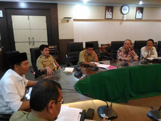 Pemko Pekanbaru Rapat dengan PT MIG Dari Siang Hingga Malam Hari