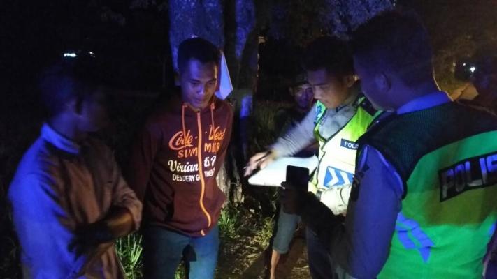 Maksud ingin mendahului mobil malah  kecelakaan sesama sepeda motor