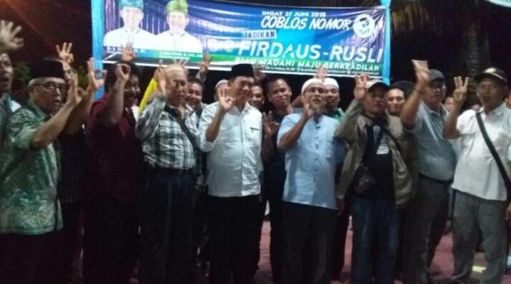 Merasa Dikecewakan, Puluhan Ribu Buruh Perkebunan Pelalawan Dukung Firdaus-Rusli