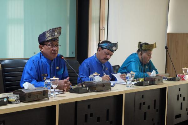 Olah Produk Turunan Kelapa Dan Kopra Putih, Bupati Inhil Instruksikan Satker Dirikan Home Industry