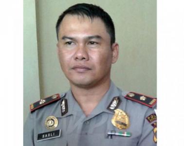 Petani Bukit Kerikil ditangkap dan dibawa ke polsek Bukit Batu ketika menanam ubi.