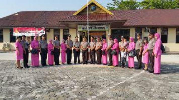 12 Personil Polres Meranti Naik Pangkat