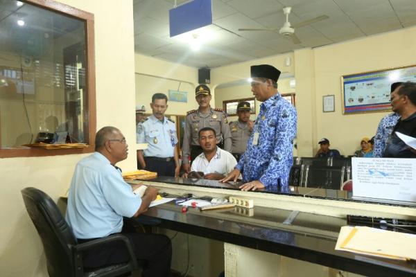 Hari Pertama Masuk Kerja, Pelayanan Publik di Kepulauan Meranti Berjalan 100 Persen