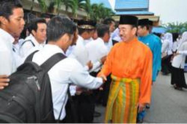 PNS Berikan Layanan Profesional Dan Berkualitas 