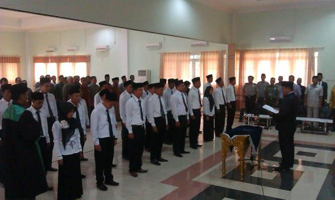 27 Panwascam se- Meranti Resmi Dilantik