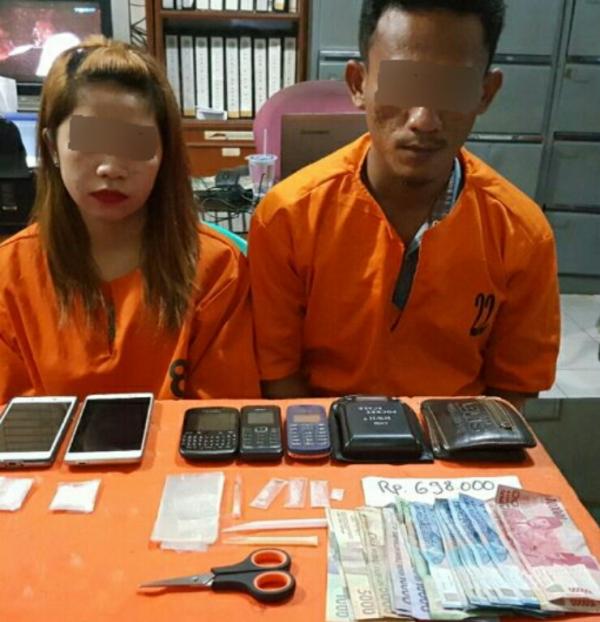 Sepasang sijoli di tangkap Polisi,ini penyebab nya.