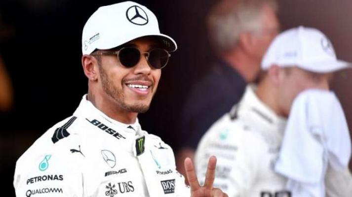 Hamilton Mengaku Pencinta Berat MotoGP,Mau pindah ?