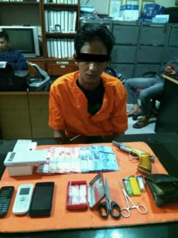 Sat Narkoba Polres Indragiri Hilir berhasil menangkap pengedar Narkoba.