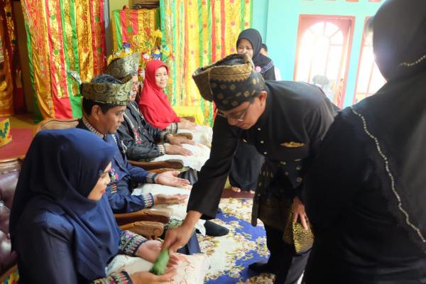 Bupati Inhil Hadiri Tepung Tawar Kajari Dan Ketua PA