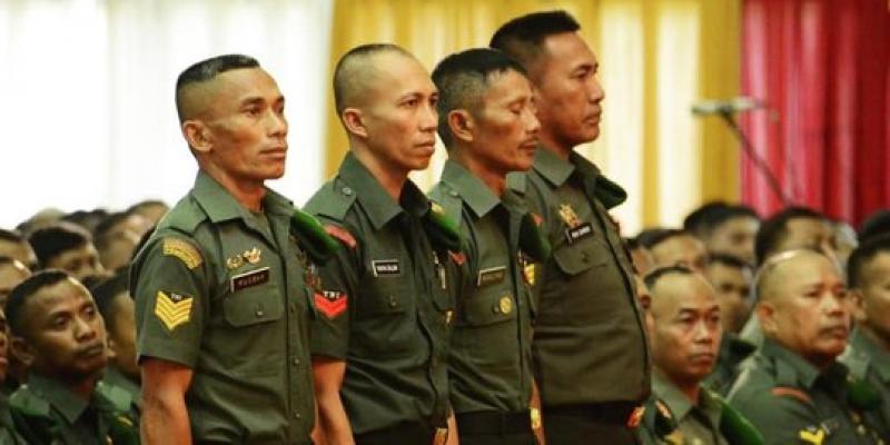 Ditawari hadiah oleh Jokowi, 4 prajurit TNI malah minta fasilitas untuk warga