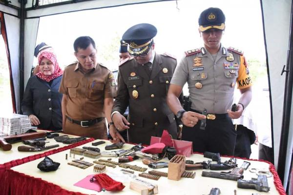 HUT Bhakti Adhyaksa ke 58 Kejari Kampar musnahkan bebagai barang bukti yang sudah inkrah