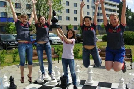 Tim Putri Rusia Juara Olimpiade Catur 2014