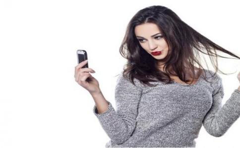  Anda Hobi Selfie? Hati-hati, Ini Dampak Negatifnya