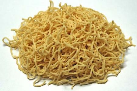 Mi Instan Berisiko bagi Kesehatan Perempuan