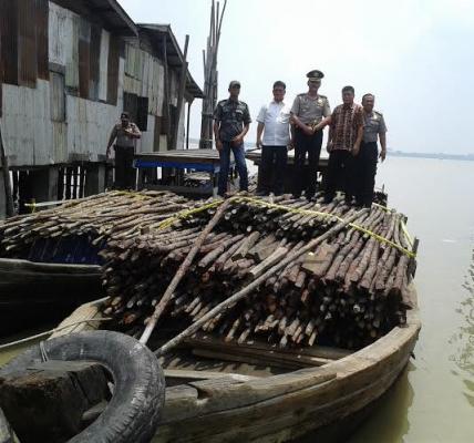 Aparat Gabungan Berhasil Amankan 2 Kapal Motor Bermutan Teki