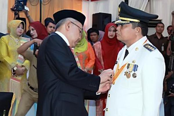 Arlizman Dilantik, Khairul tak Hadir