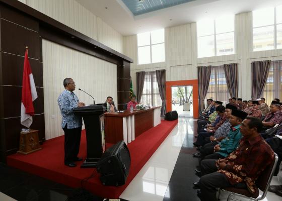 H. Edy Kusdarwanto: Minta Kades Tingkatkan Pelayanan Masyarakat Serta Kawal Penyelenggaraan Pilkada