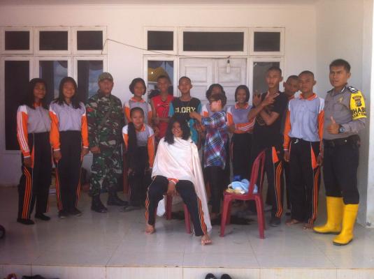 27 Rambut Anak Paskibra Basira Dipangkas