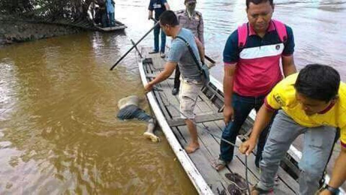 Diduga Gangguan Jiwa, Pria Ini Tewas Mengapung Sungai Enok