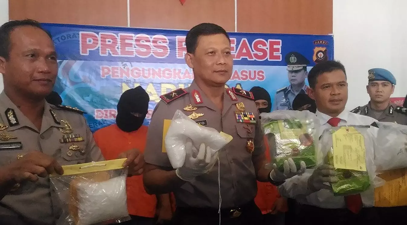 Emak-Emak Asal Aceh Nekat Jadi Kurir Sabu 