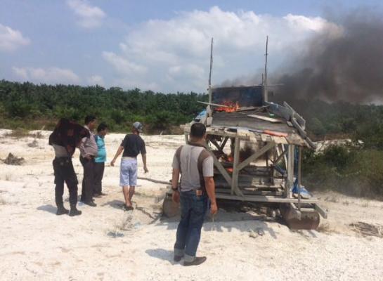 Polsek Logas Tanah Darat menindak kegiatan PETI