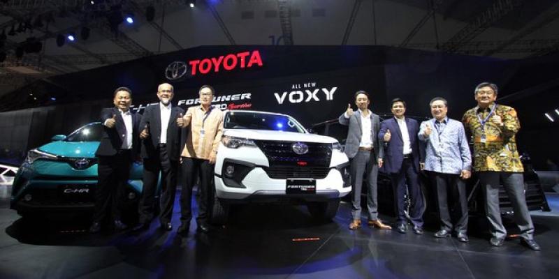 Voxy alias Mini Alphard dilepas Rp 446 Juta