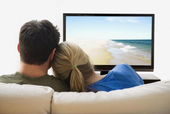 Wahhh!! Nonton Tv Terlalu Lama Tingkatkan Resiko Kematian 