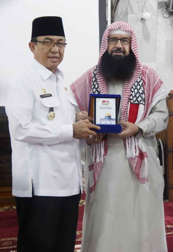 Al - Aqsa Dalam Bahaya, Bupati Inhil Sambut Kedatangan Dr Muraweh Mousa Nassar