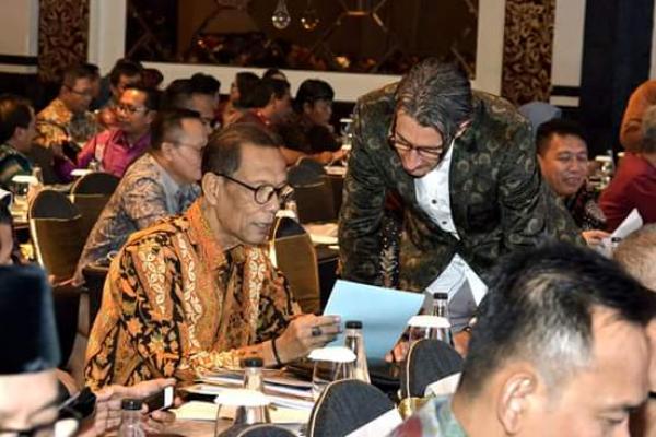 Bupati Kampar hadiri  Grand Lounching Travlr di Bali