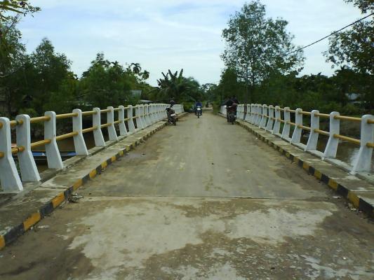 Dibangun Jembatan Baru Menggunakan Kontruksi Beton