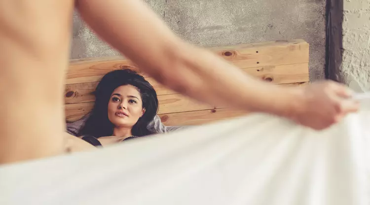 Sebelum Berhubungan, Ketahui 5 Bagian Kelamin Pria Ini