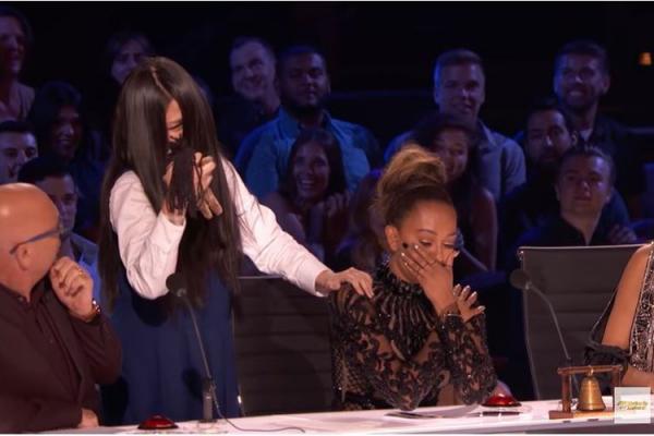 The Sacred Riana Gunakan Bahasa Jawa di America Got Talent 2018