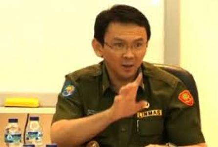 Ahok : Lucu Saya Disuruh Mundur