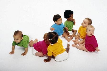 Bayi dari Lingkungan Beragam Etnis, Pikiran Lebih Terbuka