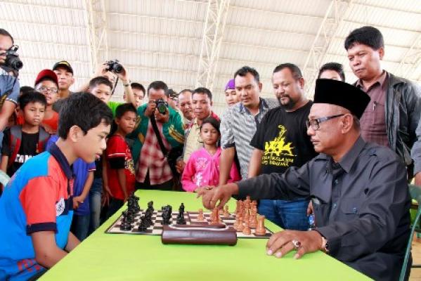 107 Peserta Bertarung di Turnamen Catur Walikota Chess