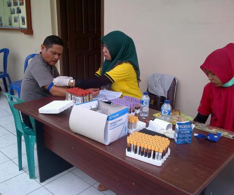 235 Anggota Polri Ikuti Tes Urine