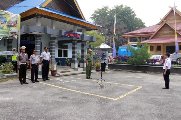 Dishub Gelar Apel Pasukan Operasi Angkutan Barang 2015  Dipimpin Kadishub Dumai