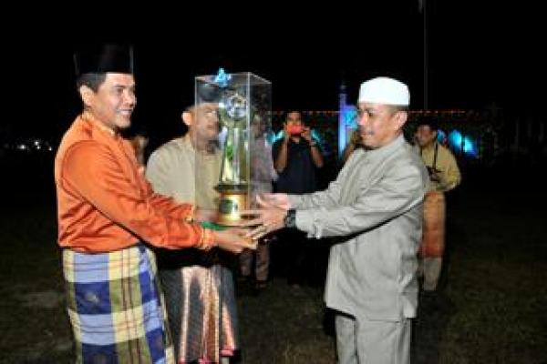 Kecamatan Pasir Penyu Juara Umum MTQ Tingkat Kabupaten Inhu